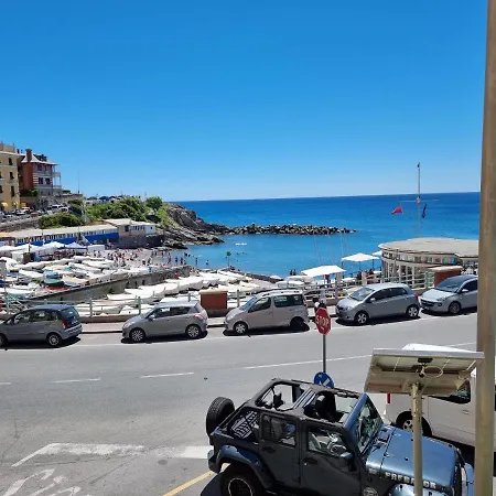 Gasthuis House Leomar Di Sara 3*