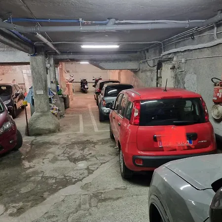 House Leomar Di Sara 3*