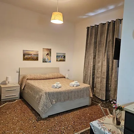 House Leomar Di Sara Pensjonat *
