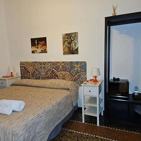 House Leomar Di Sara Gasthuis Genua