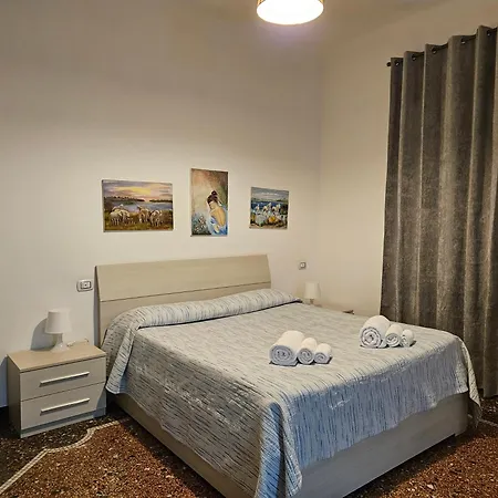 House Leomar Di Sara Gasthuis 3*