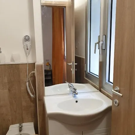 House Leomar Di Sara