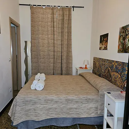 House Leomar Di Sara Guest house *