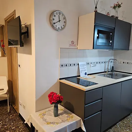 House Leomar Di Sara 3*