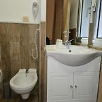 Πανσιόν House Leomar Di Sara - Gaslini